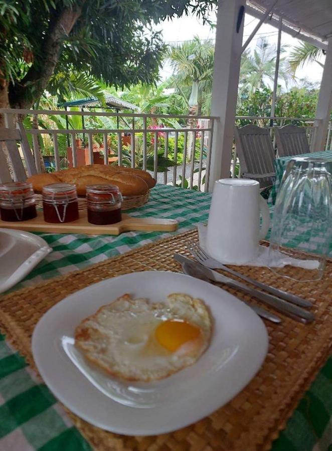Ohana Guest House Port Mathurin 外观 照片